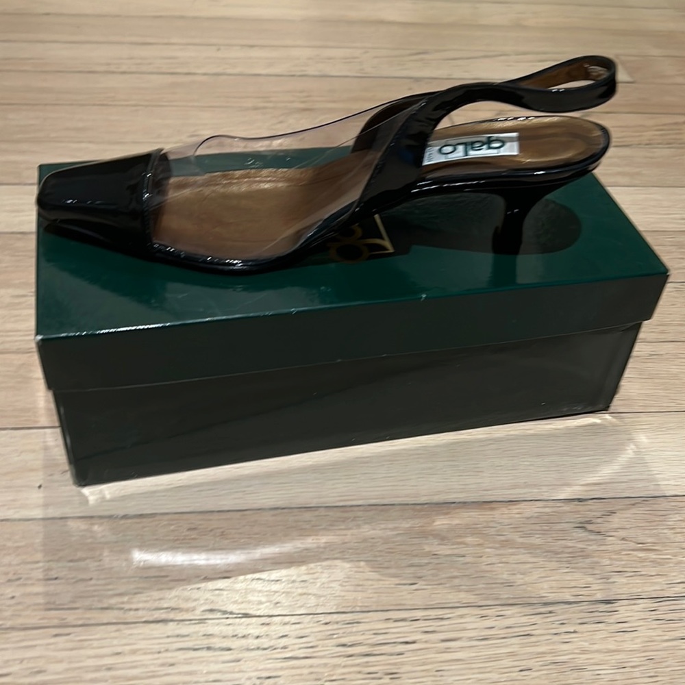 Brand new never worn..beautiful Italian designer shoes…